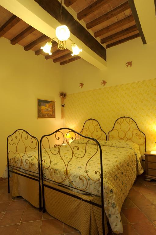 Agriturismo Podere Poggio Ai Cieli 圣吉米纳诺 客房 照片