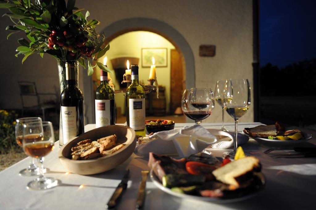 Agriturismo Podere Poggio Ai Cieli 圣吉米纳诺 外观 照片