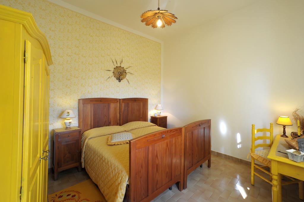 Agriturismo Podere Poggio Ai Cieli 圣吉米纳诺 客房 照片