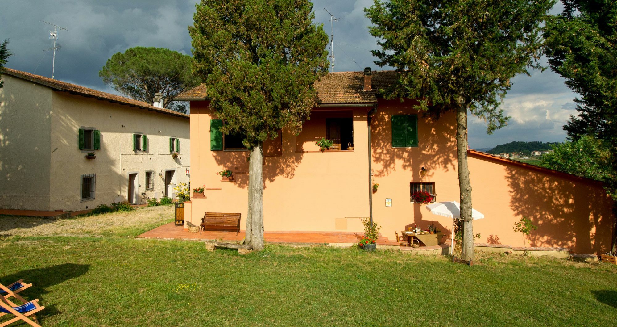 Agriturismo Podere Poggio Ai Cieli 圣吉米纳诺 外观 照片